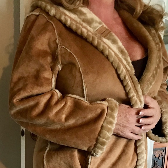 Anne Klein Jackets & Blazers - Long cozy winter jacket. Hardly used in Florida